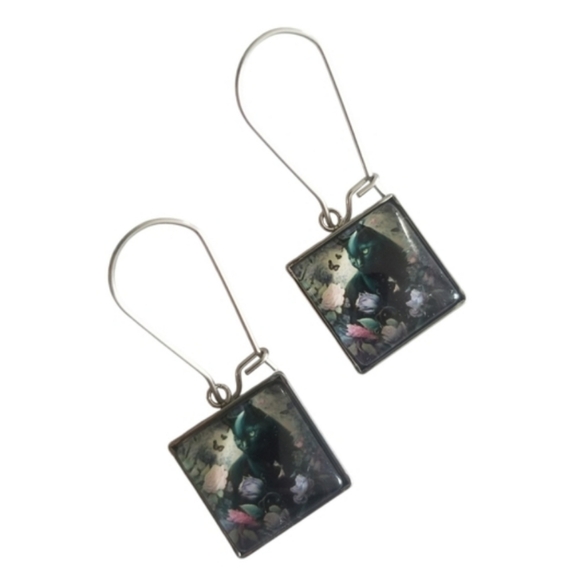 Handcrafted Cat Earrings - Picture 2 of 4